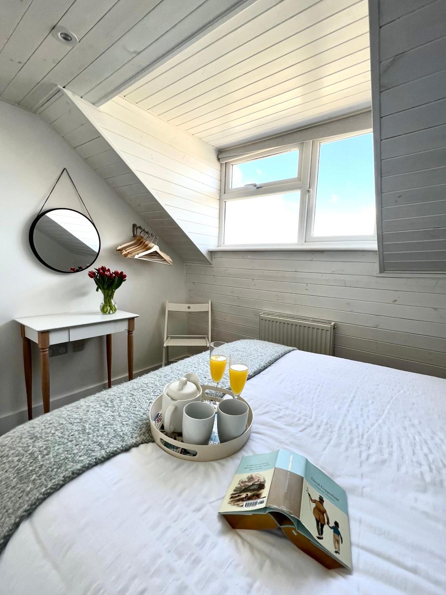 Central, Seaview Apartment, 3 Beds, 2 Baths, Kid & Dog Friendly At The Lookout Broadstairs Zewnętrze zdjęcie