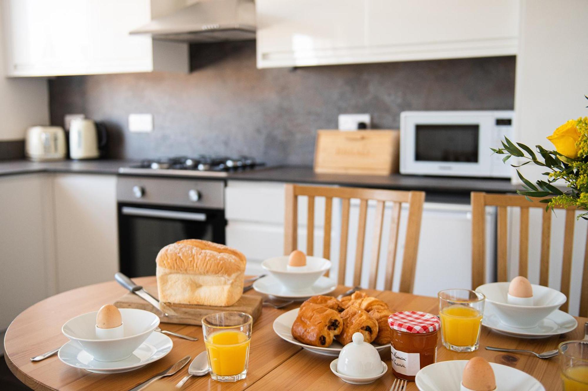 Central, Seaview Apartment, 3 Beds, 2 Baths, Kid & Dog Friendly At The Lookout Broadstairs Zewnętrze zdjęcie