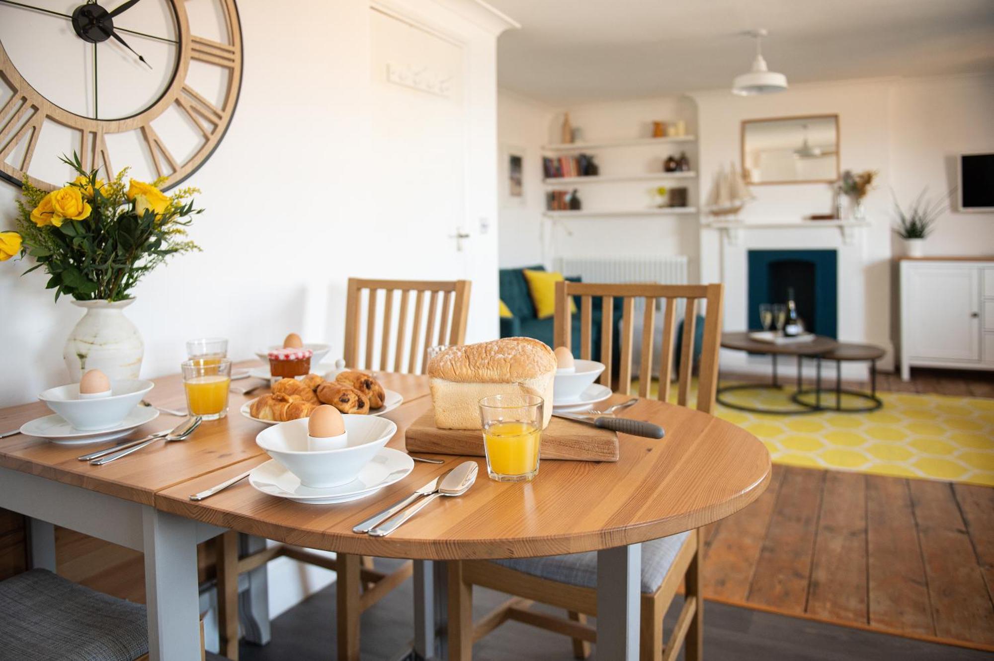 Central, Seaview Apartment, 3 Beds, 2 Baths, Kid & Dog Friendly At The Lookout Broadstairs Zewnętrze zdjęcie